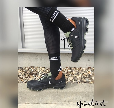 ON running Cloudventure black/reseda men
