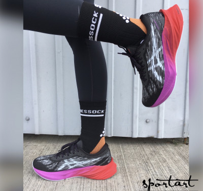 Asics Novablast 3 black/soft sky women