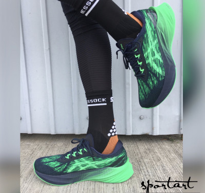 Asics Novablast 3 midnight/new leaf men