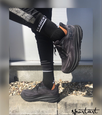 Hoka one one Clifton 9 wide bblc men