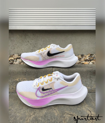 Nike Zoom Fly 5 white/fuchsia women