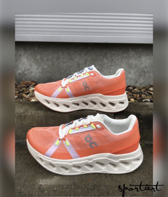 ON Cloudeclispe flame/ivory women